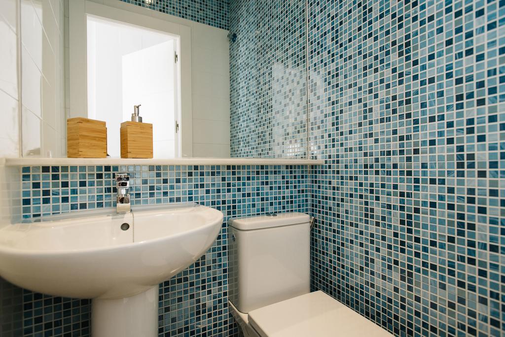 Hostly Acetres 2A-Penthouse In City Center-Fibre-Parking Opt 세비야 외부 사진